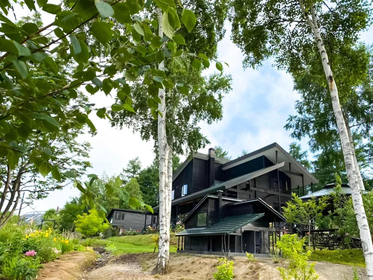 Ritz Garden Niji Guest House Biei Bagian luar foto